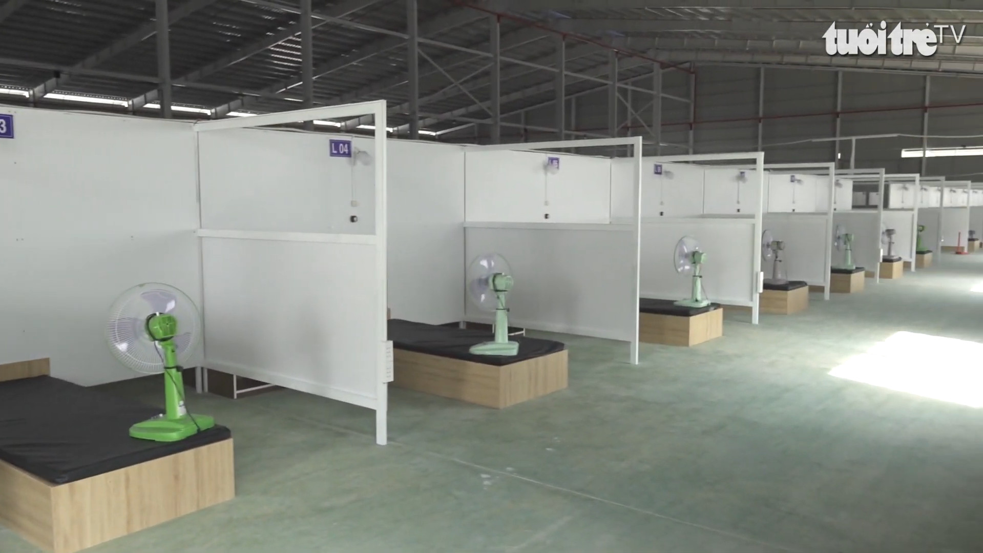 CHARM GROUP TẶNG 4.000 GIƯỜNG CHO BỆNH VIỆN DÃ CHIẾN TẠI BÌNH DƯƠNG